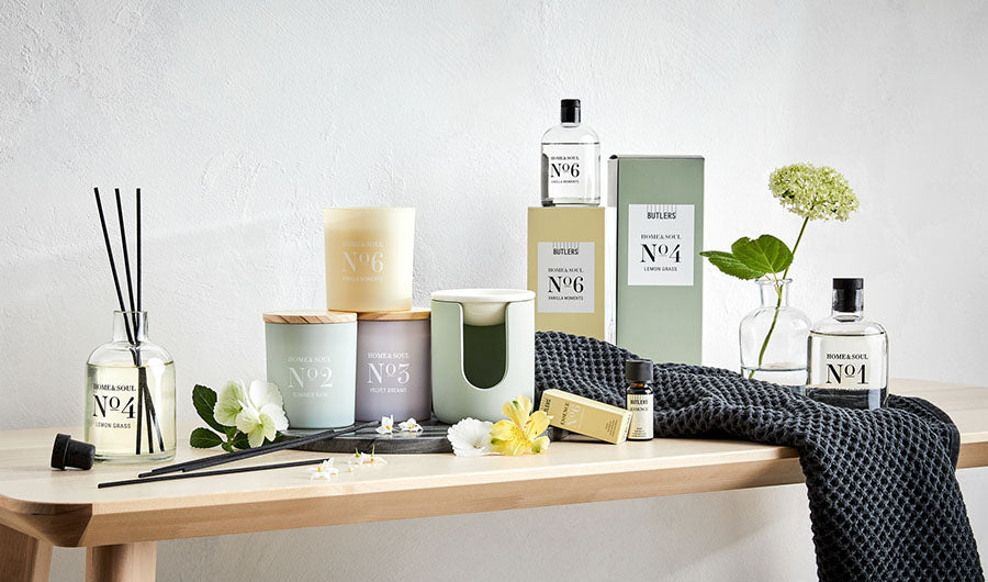 Home-and-Soul-Duftkerzen und Diffuser in Pastellfarben